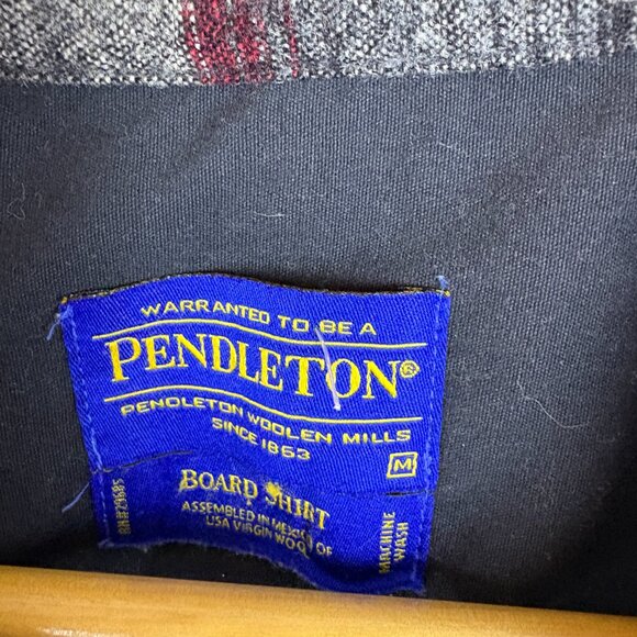 Vintage Mens Pendleton plaid board wool flannel shirt USA made size S - Picture 2 of 5